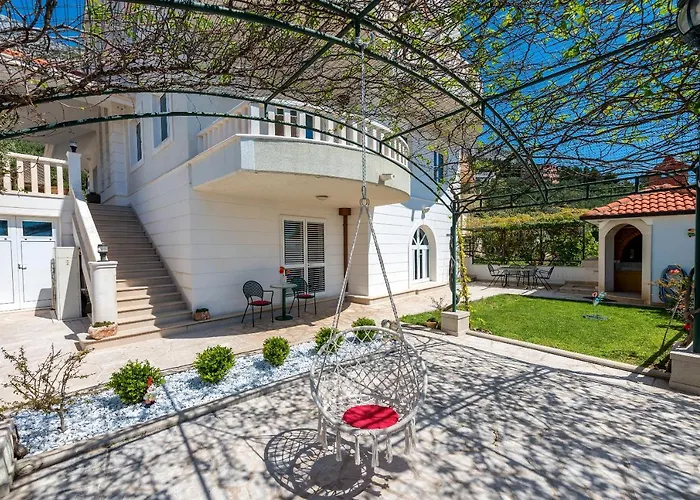 Villa Bozica - Sea View Stone Villa With Free Parking