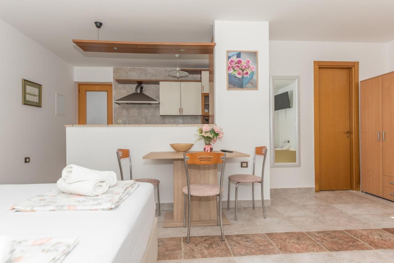 Bozica - Sea View Stone With Free Parking * Makarska