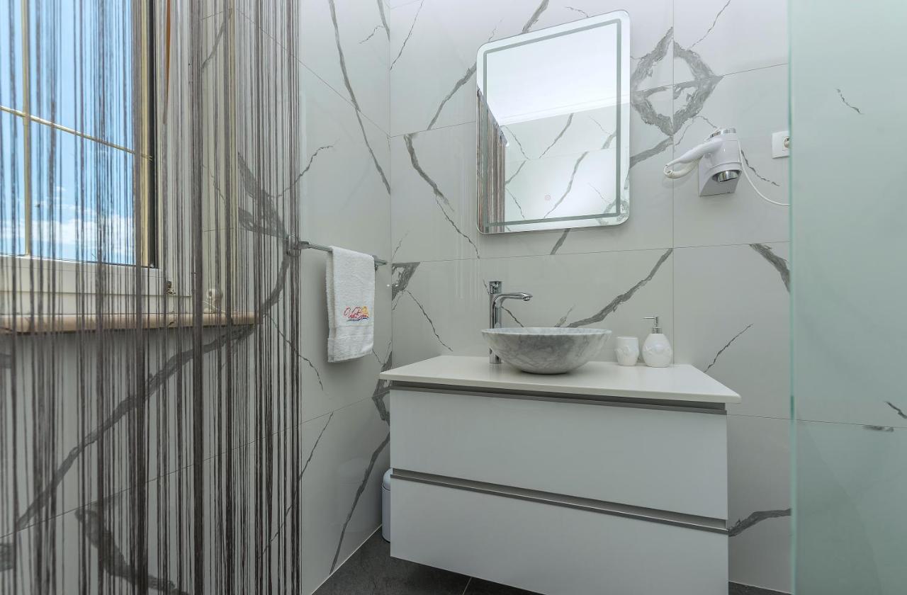 Gjestgiverier Bozica - Sea View Stone With Free Parking Makarska