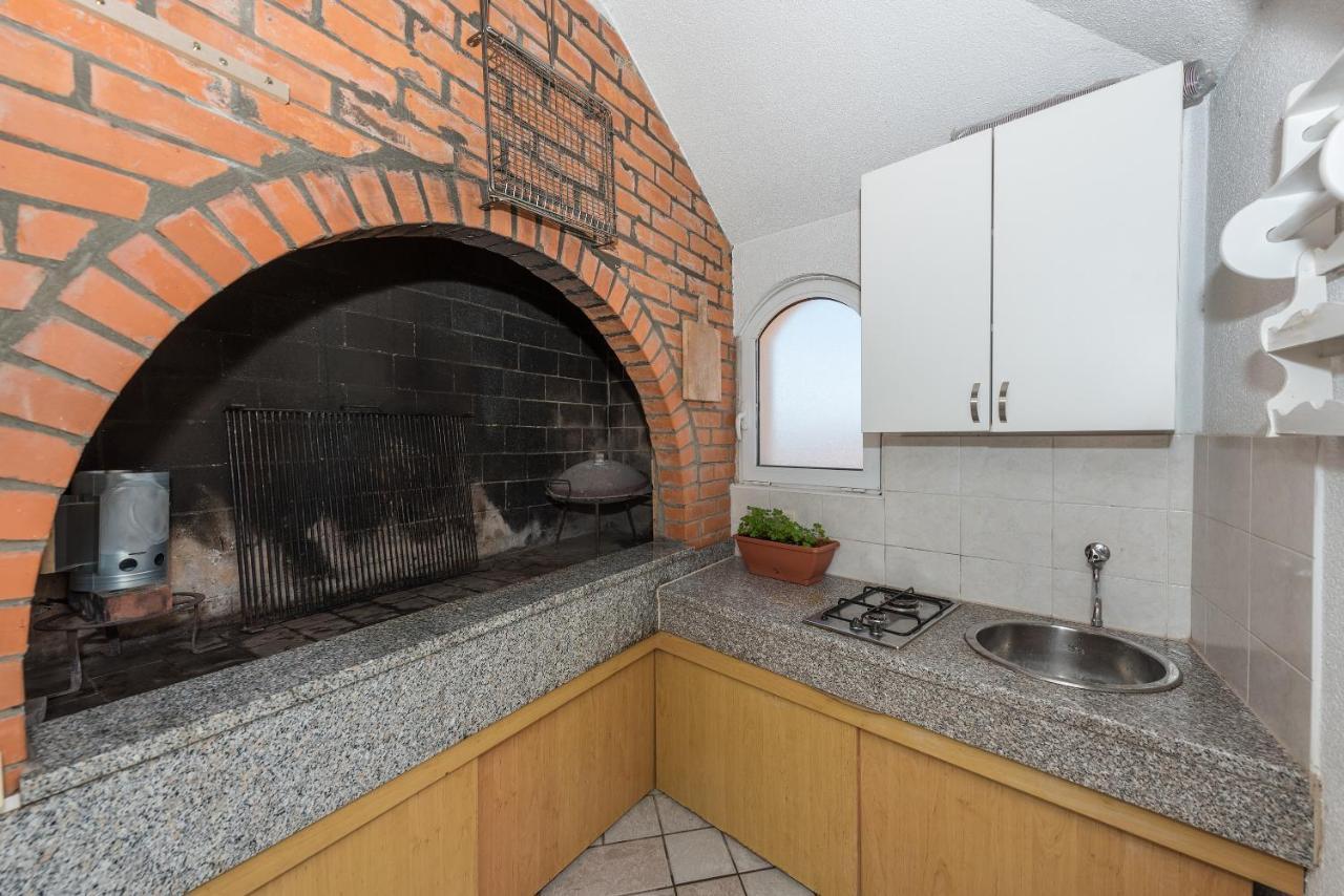 Bozica - Sea View Stone With Free Parking Guest house *