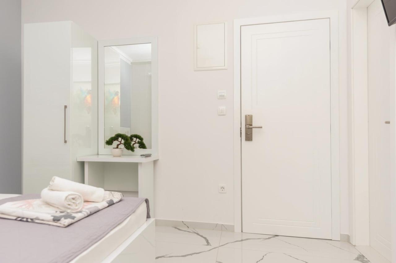 Bozica - Sea View Stone With Free Parking * Makarska