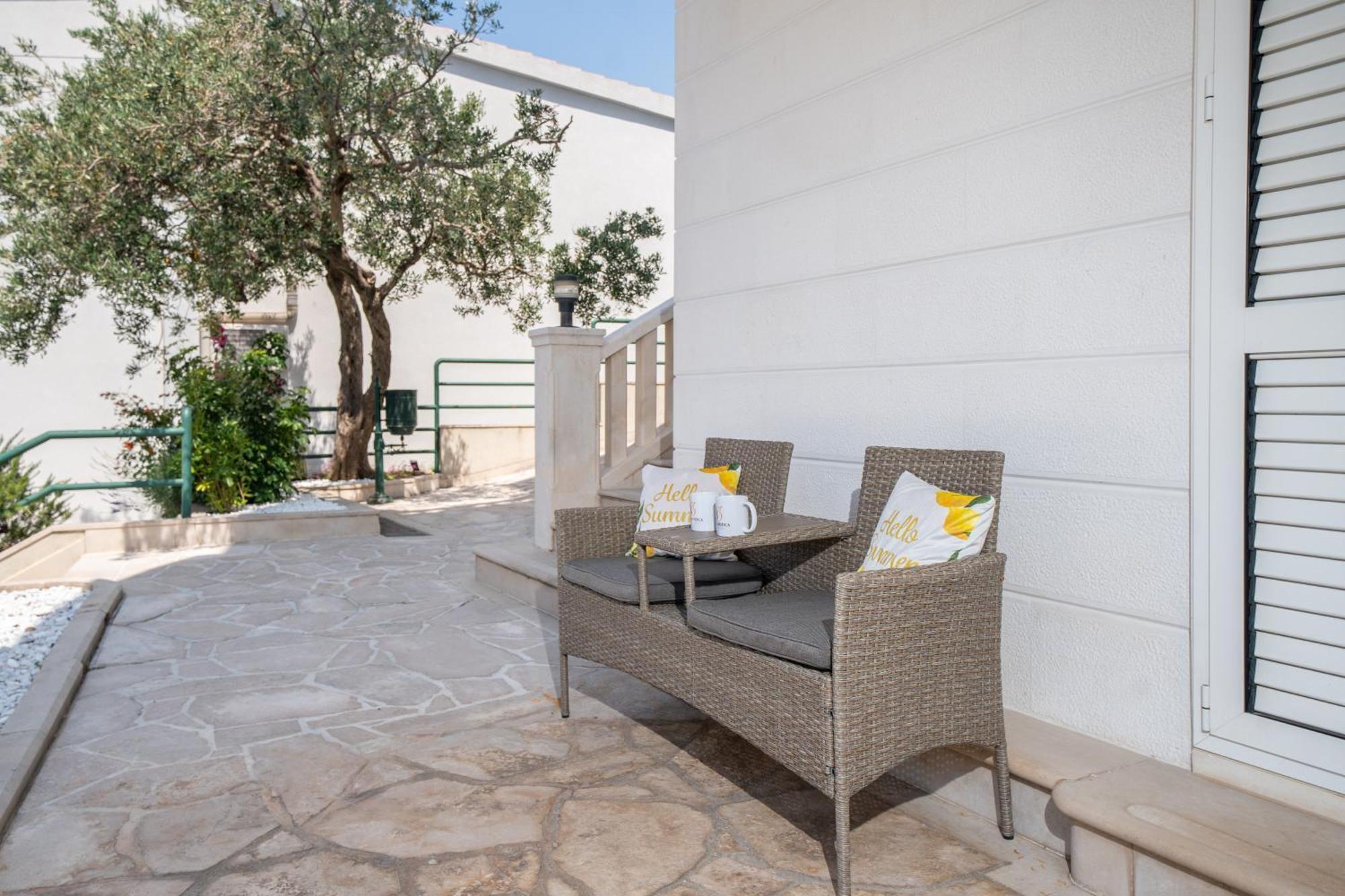 Bozica - Sea View Stone With Free Parking * Makarska